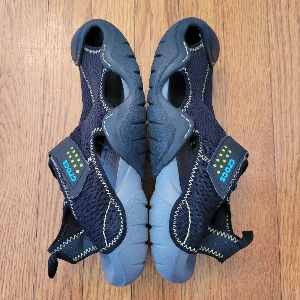 Crocs Swiftwater Mesh Water Sandals Men 8 Black Deck Shoes Beach Summer Women 10